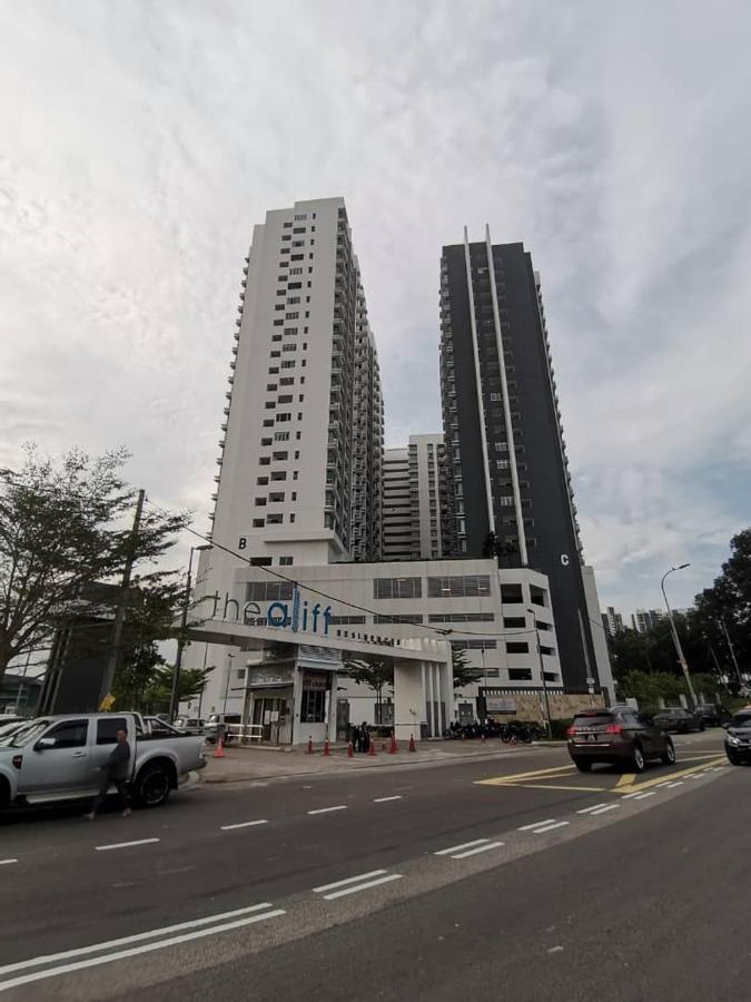 Aliff Residences 艾麗軒 Johor Bahru Eksteriør billede